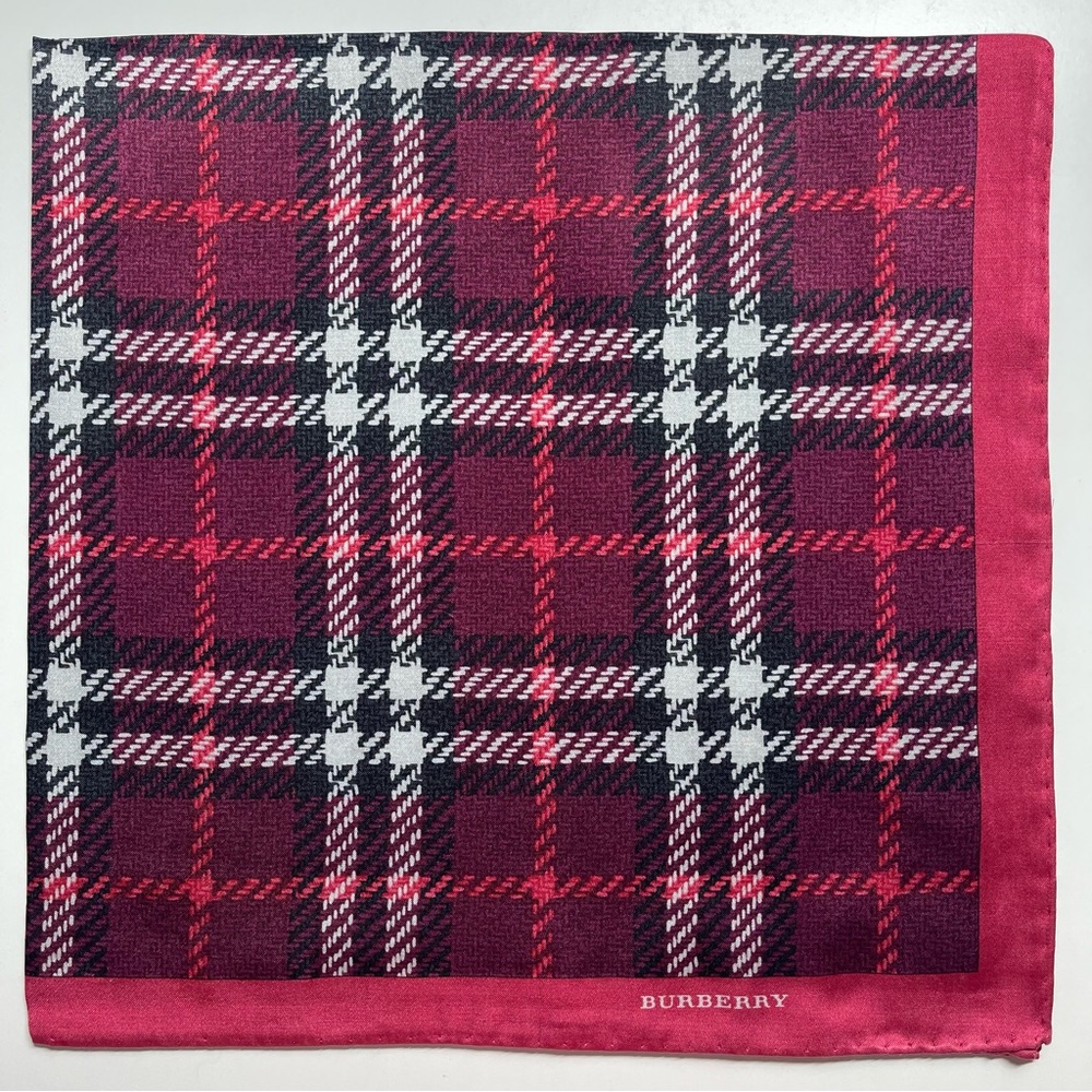 Burberry handkerchief - Picture 5 of 5